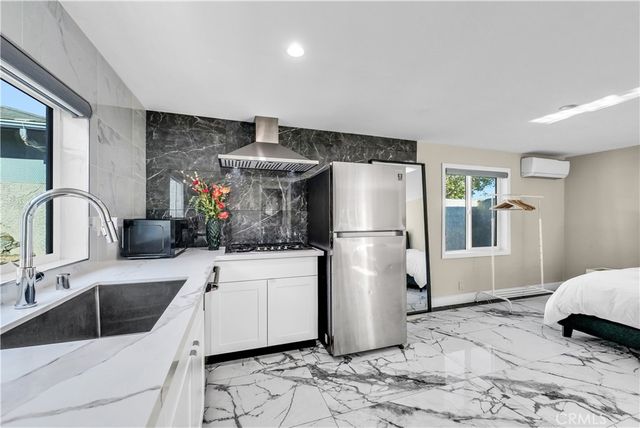 645 S Trident Street, Anaheim, CA 92804