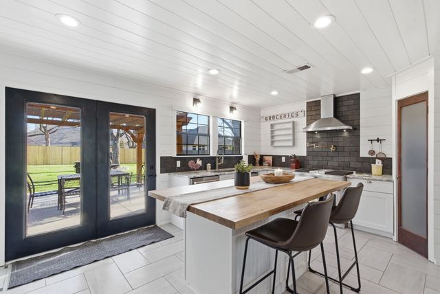 5206 Wedgefield, Granbury, TX 76049