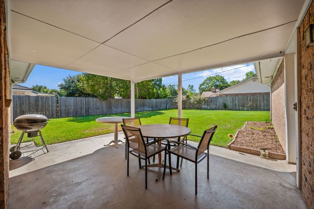 4041 Alava Drive, Fort Worth, TX 76133