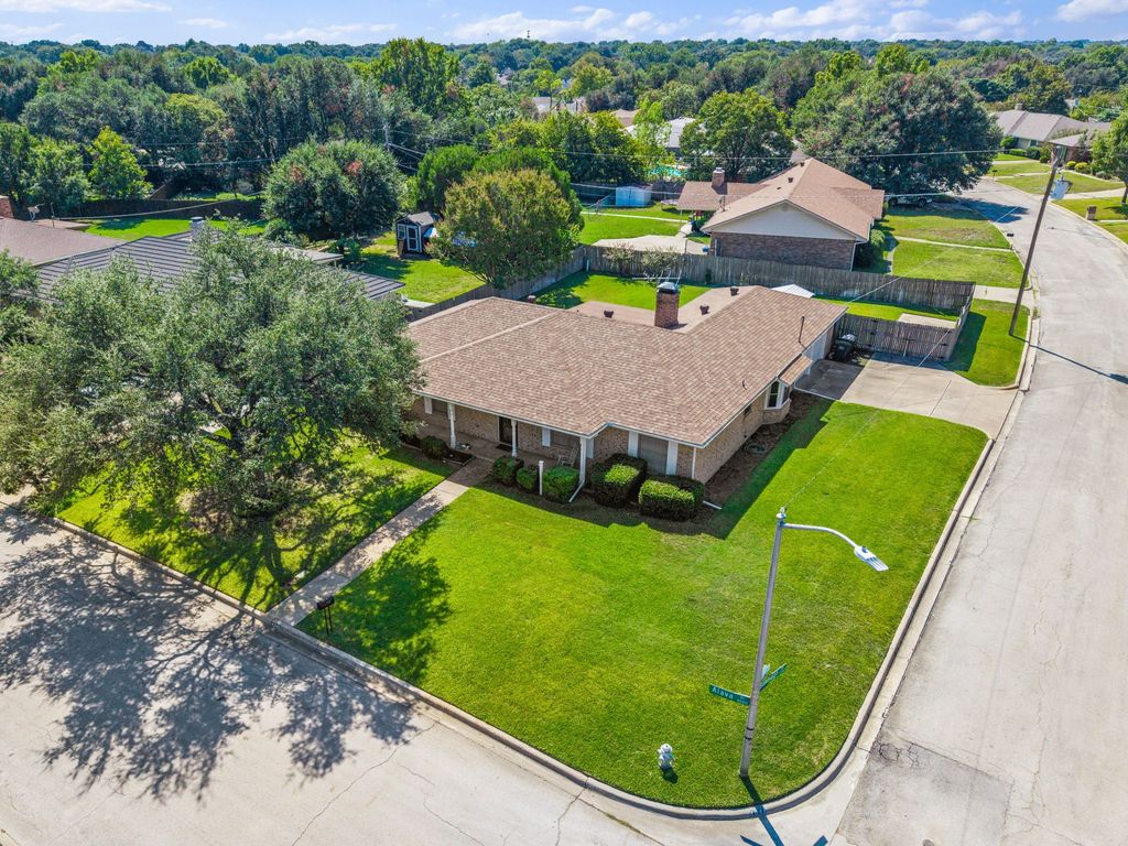 4041 Alava Drive, Fort Worth, TX 76133 — photo 2