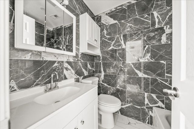 5507 Alexander Street, Sachse, TX 75048