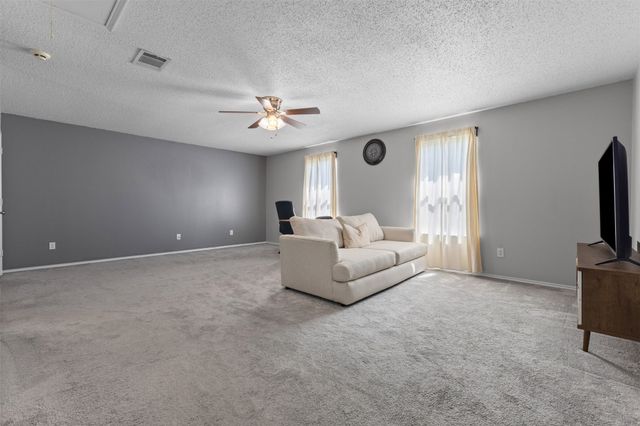 1017 Lake Trail Drive, Little Elm, TX 75068