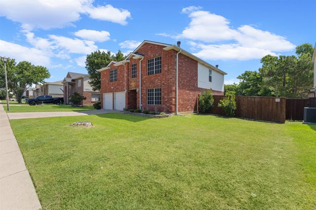 1017 Lake Trail Drive, Little Elm, TX 75068