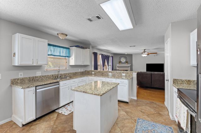 1017 Lake Trail Drive, Little Elm, TX 75068