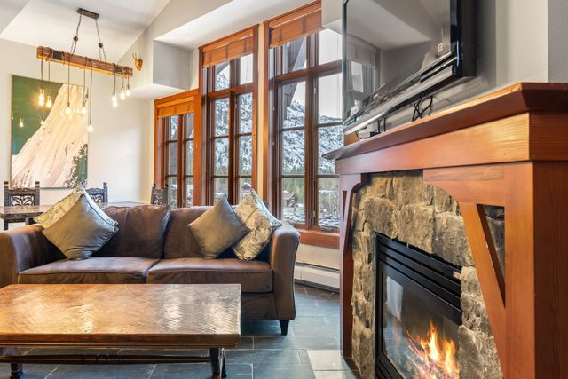 1850 Village South Road 4-417 417 West, Olympic Valley, CA 96146