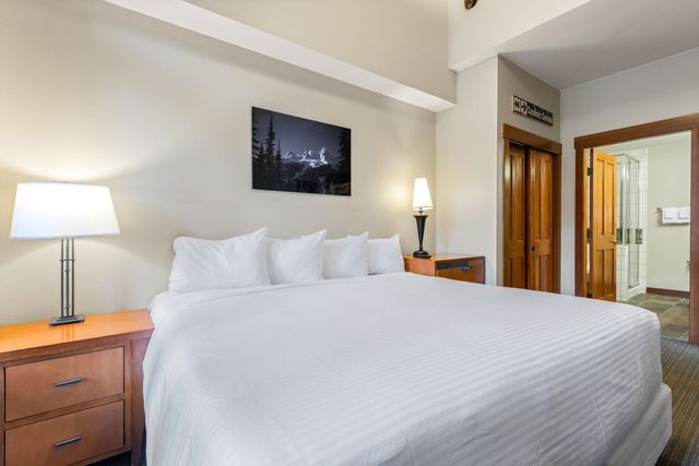 1850 Village South Road 4-417 417 West, Olympic Valley, CA 96146