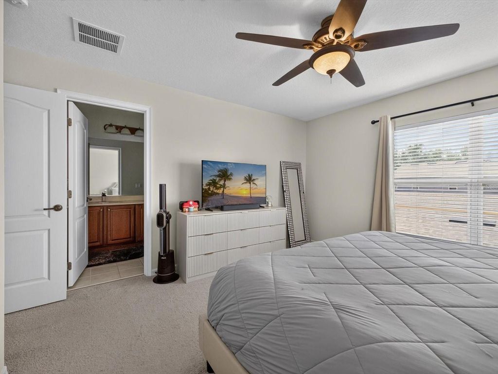 Image 18 of property listing at 12988 BORLAND STREET, Windermere, FL 34786