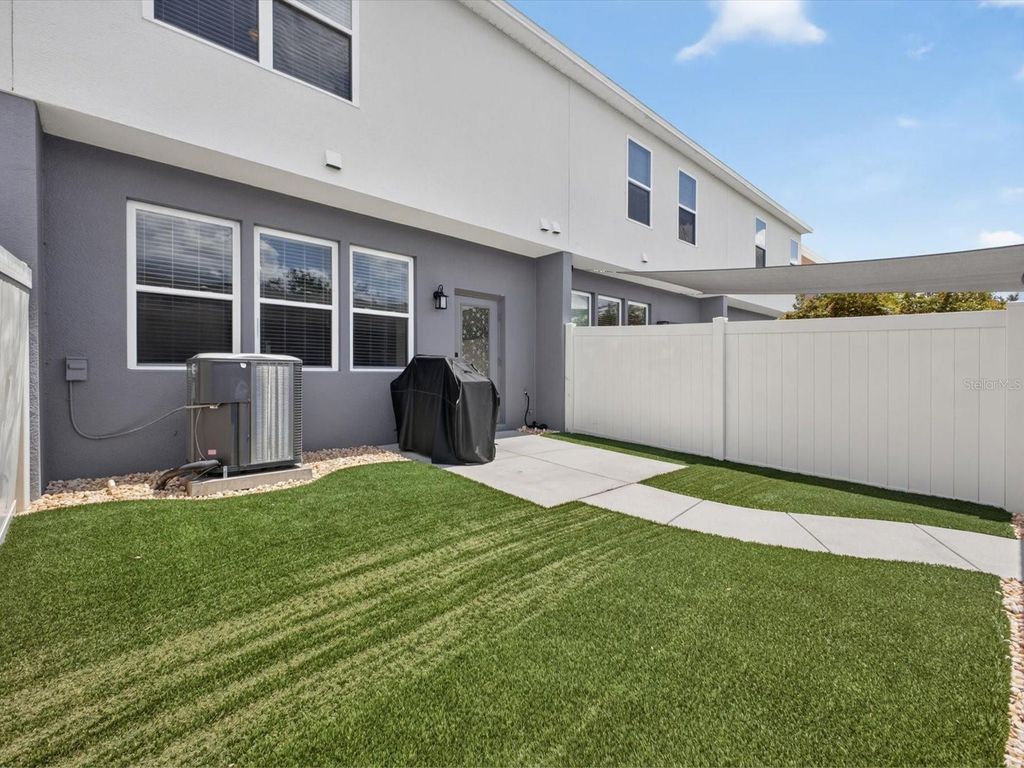 Image 26 of property listing at 12988 BORLAND STREET, Windermere, FL 34786
