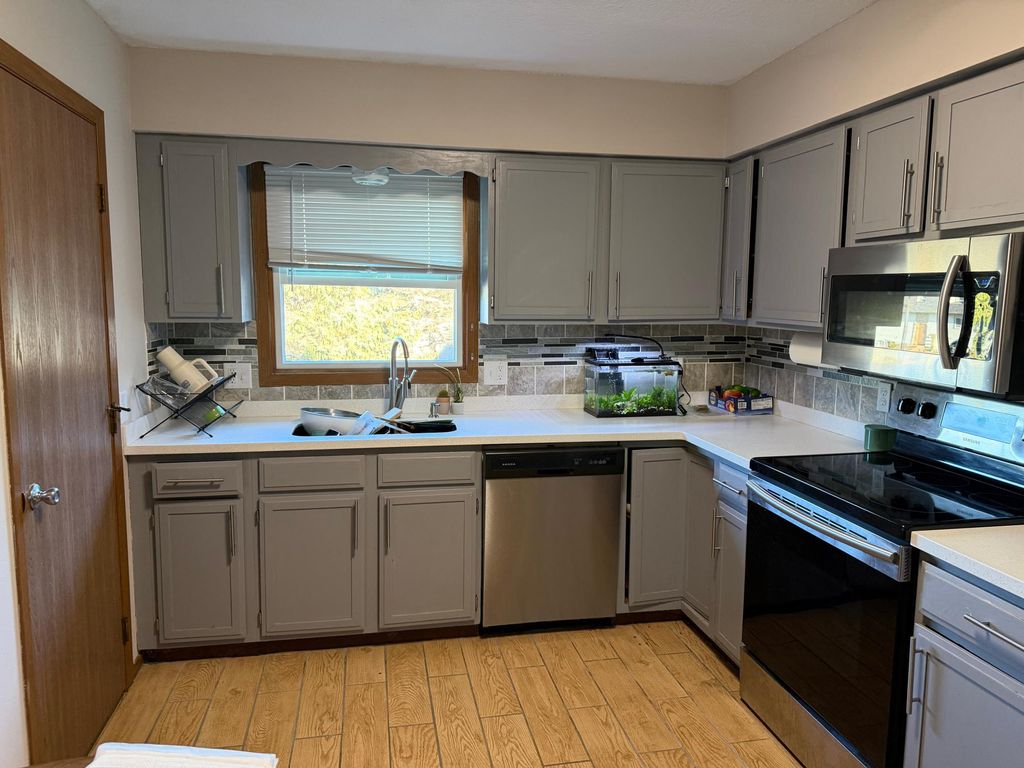 1613 Redwood Drive, Hudson, WI 54016 — photo 5