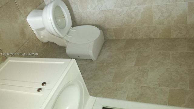 492 NW 165th St Rd C-509, Miami, FL 33169