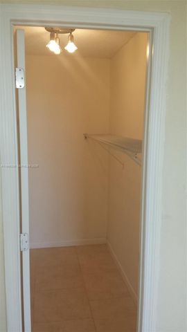 492 NW 165th St Rd C-509, Miami, FL 33169