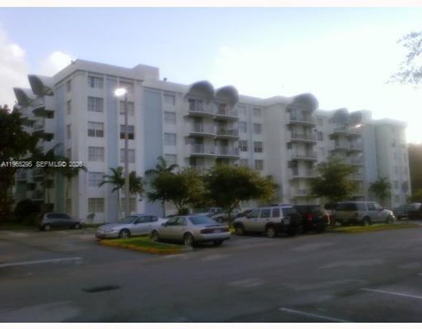 492 NW 165th St Rd C-509, Miami, FL 33169