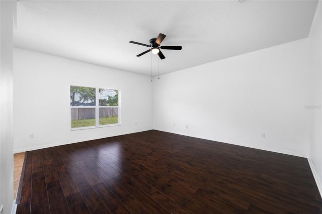 2227 ROANOKE SPRINGS DRIVE, Ruskin, FL 33570