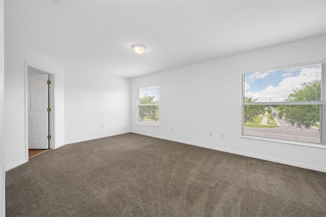 2227 ROANOKE SPRINGS DRIVE, Ruskin, FL 33570