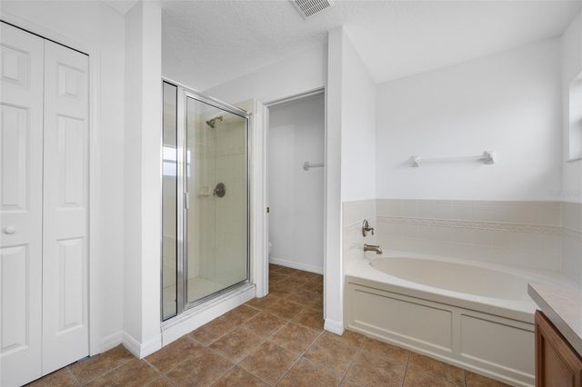2227 ROANOKE SPRINGS DRIVE, Ruskin, FL 33570