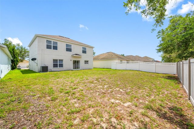 2227 ROANOKE SPRINGS DRIVE, Ruskin, FL 33570