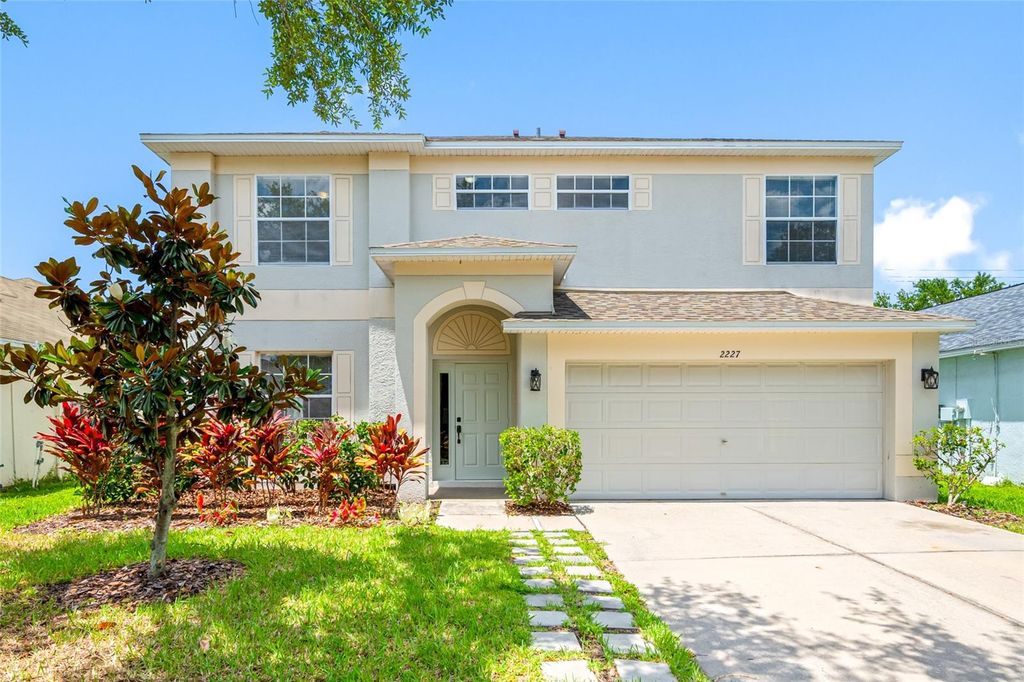 2227 ROANOKE SPRINGS DRIVE, Ruskin, FL 33570