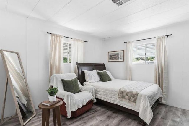 2003 Bayview Heights 181, San Diego, CA 92105