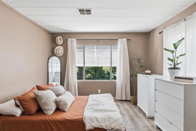 2003 Bayview Heights 181, San Diego, CA 92105