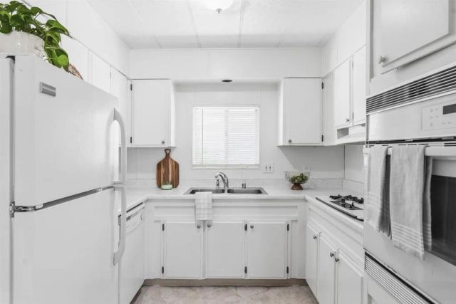2003 Bayview Heights 181, San Diego, CA 92105