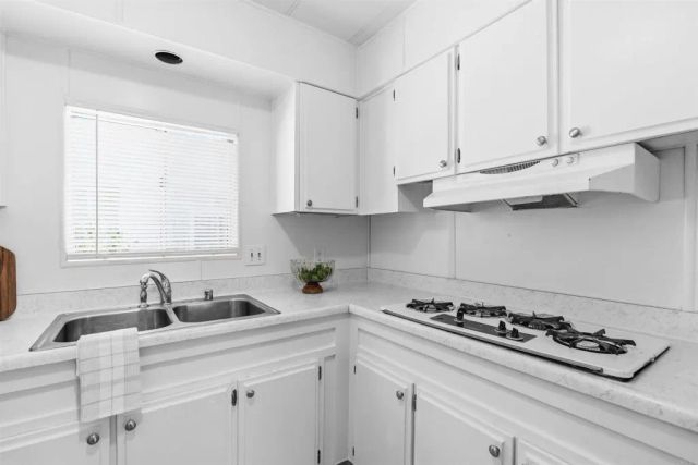 2003 Bayview Heights 181, San Diego, CA 92105