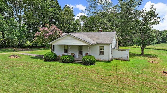 921 Yellow Creek Rd, Dickson, TN 37055