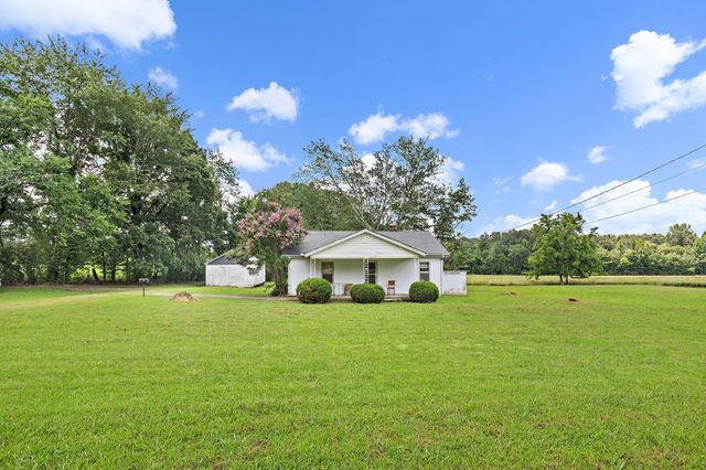 921 Yellow Creek Rd, Dickson, TN 37055