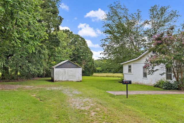 921 Yellow Creek Rd, Dickson, TN 37055