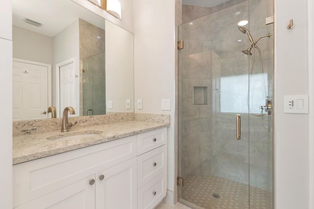 9119 Bay Point Circle, West Palm Beach, FL 33411
