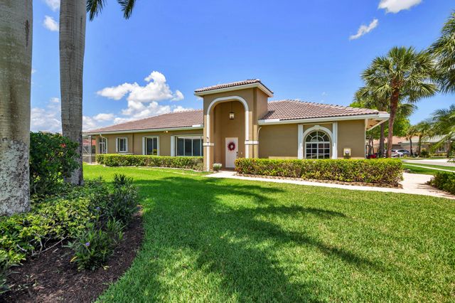 9119 Bay Point Circle, West Palm Beach, FL 33411
