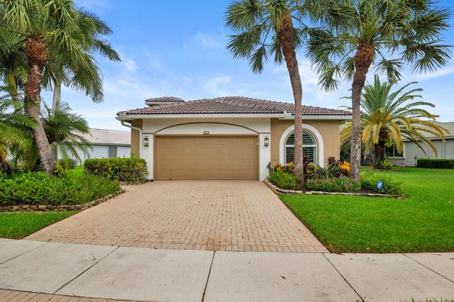 9119 Bay Point Circle, West Palm Beach, FL 33411