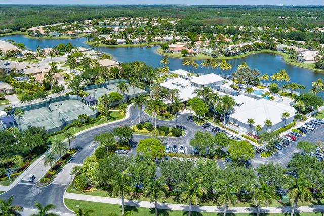 9119 Bay Point Circle, West Palm Beach, FL 33411