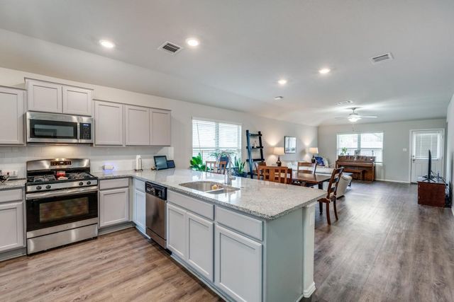 299 Andesite TRL, Buda, TX 78610
