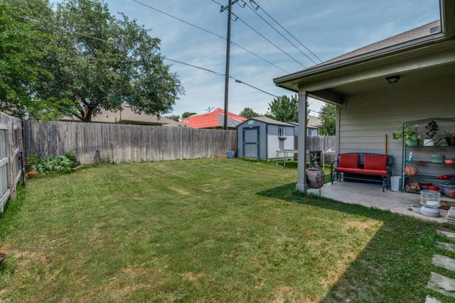 299 Andesite TRL, Buda, TX 78610