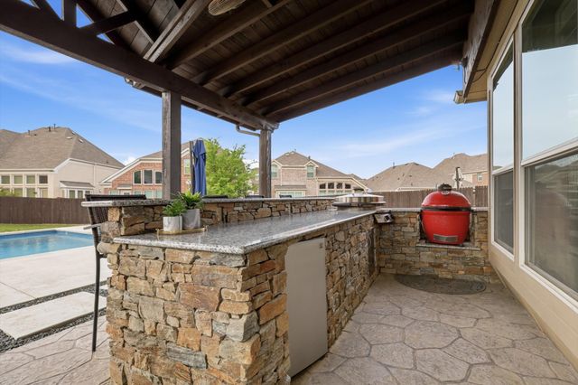 4001 Silk Vine Court, Roanoke, TX 76262