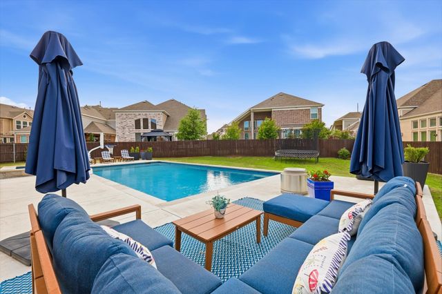 4001 Silk Vine Court, Roanoke, TX 76262