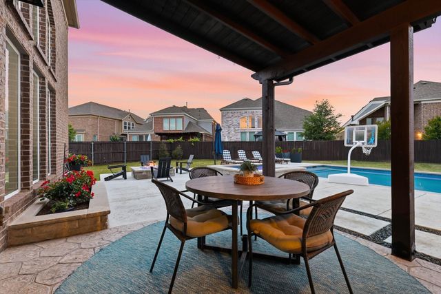 4001 Silk Vine Court, Roanoke, TX 76262