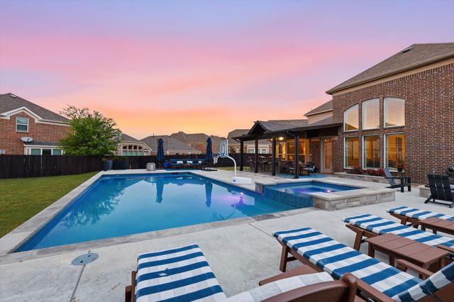 4001 Silk Vine Court, Roanoke, TX 76262