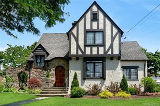 22 Alden Avenue, Yonkers, NY 10710