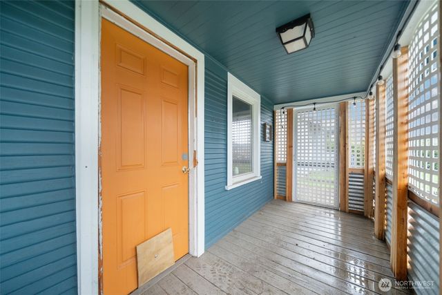 283 18th Avenue, Longview, WA 98632