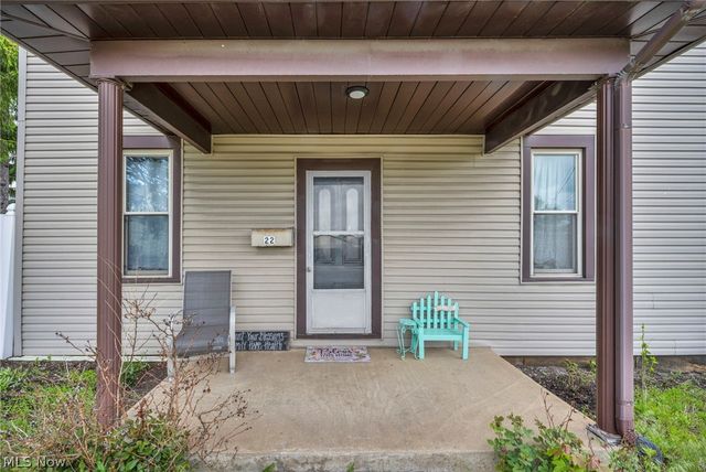 22 Main Street S, Navarre, OH 44662