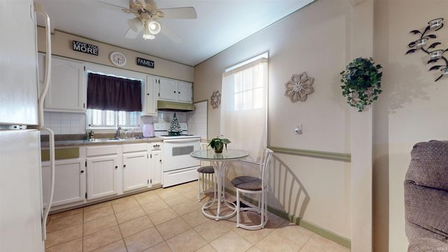 2315 E Illinois Street, Evansville, IN 47711