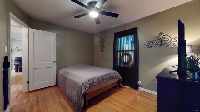 2315 E Illinois Street, Evansville, IN 47711