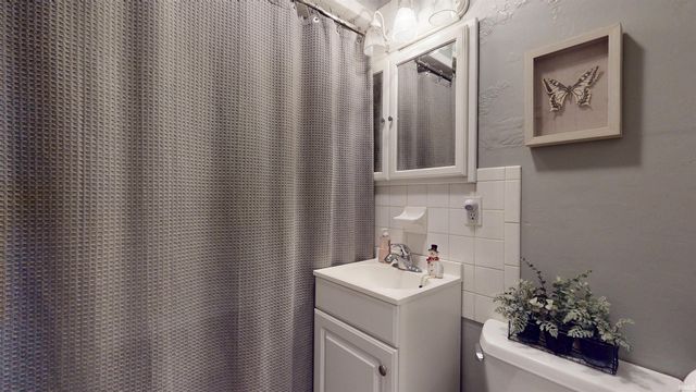 2315 E Illinois Street, Evansville, IN 47711