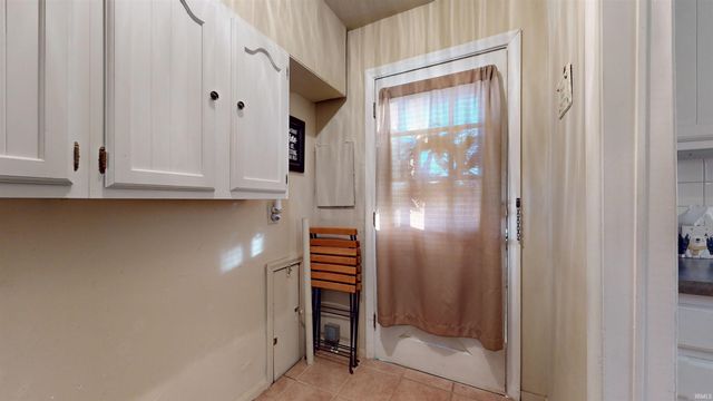 2315 E Illinois Street, Evansville, IN 47711