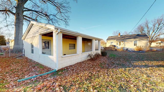 2315 E Illinois Street, Evansville, IN 47711