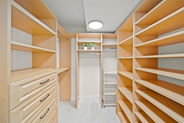 5880 MIDNIGHT PASS ROAD 511, Sarasota, FL 34242