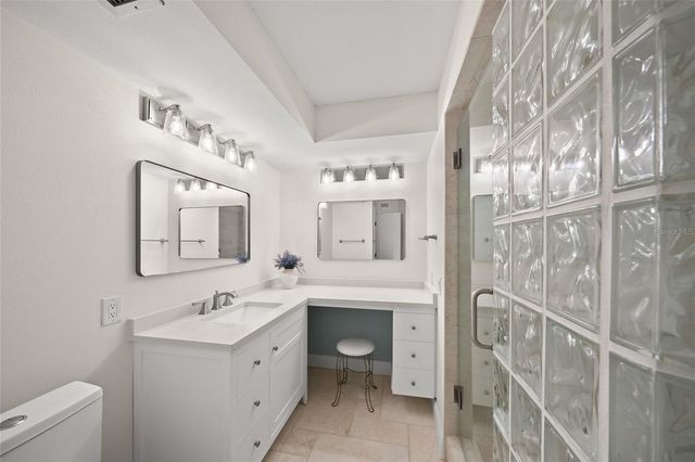 5880 MIDNIGHT PASS ROAD 511, Sarasota, FL 34242