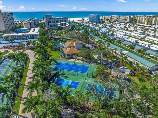 5880 MIDNIGHT PASS ROAD 511, Sarasota, FL 34242