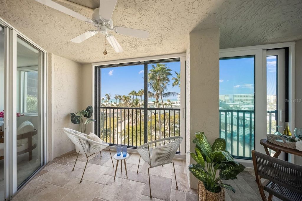 Image 31 of property listing at 5880 MIDNIGHT PASS ROAD 511, Sarasota, FL 34242